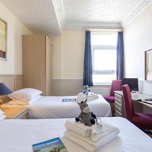 Zimmer mit zwei Einzelbetten